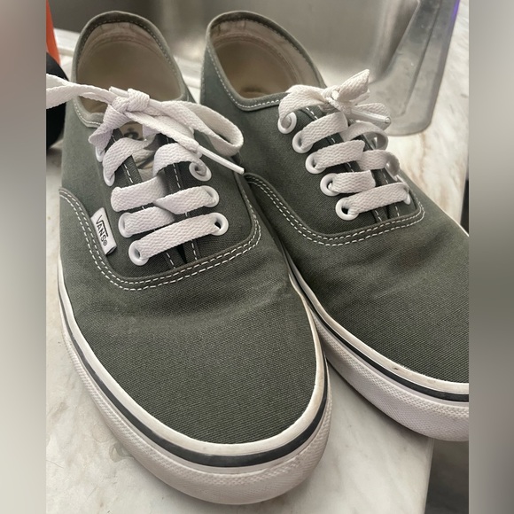 Vans Shoes - Vans low-top Authentic Shoes(Olive Green)